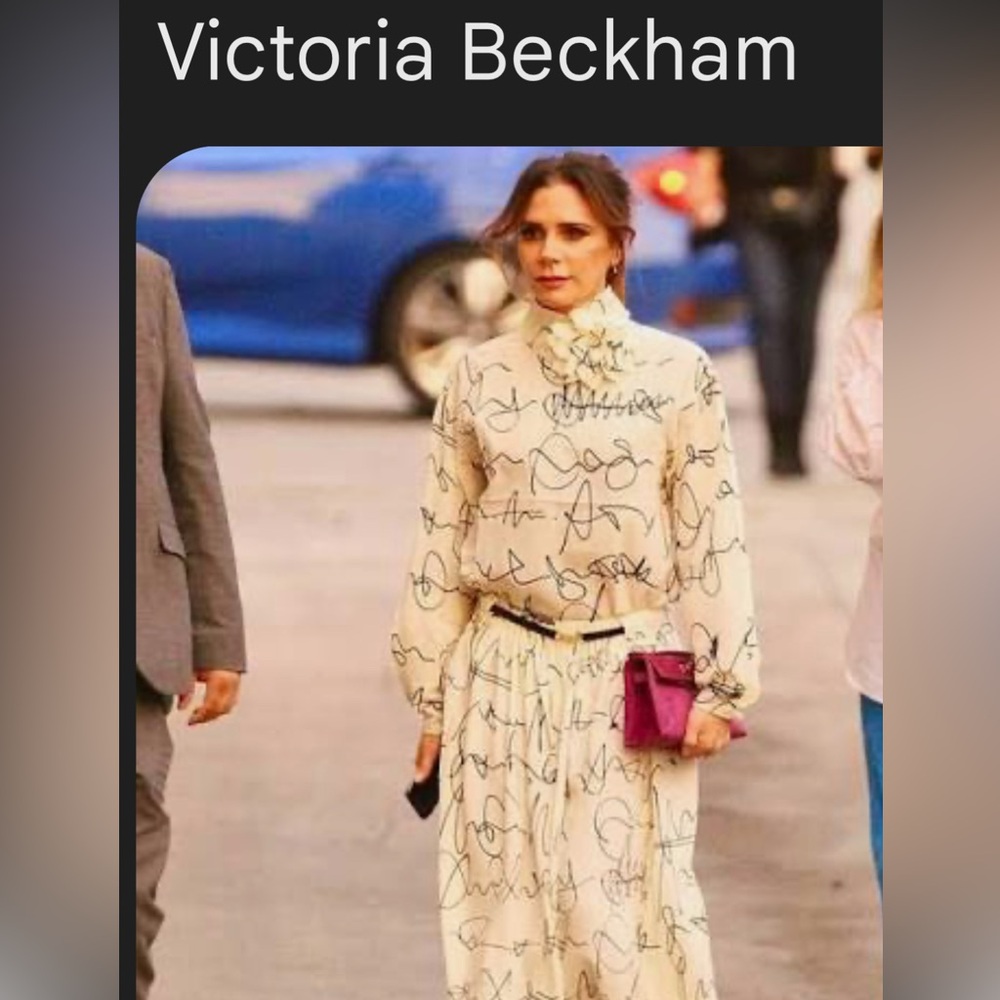 Victoria Beckham Cream and Black Signature Print Skirt NWOT